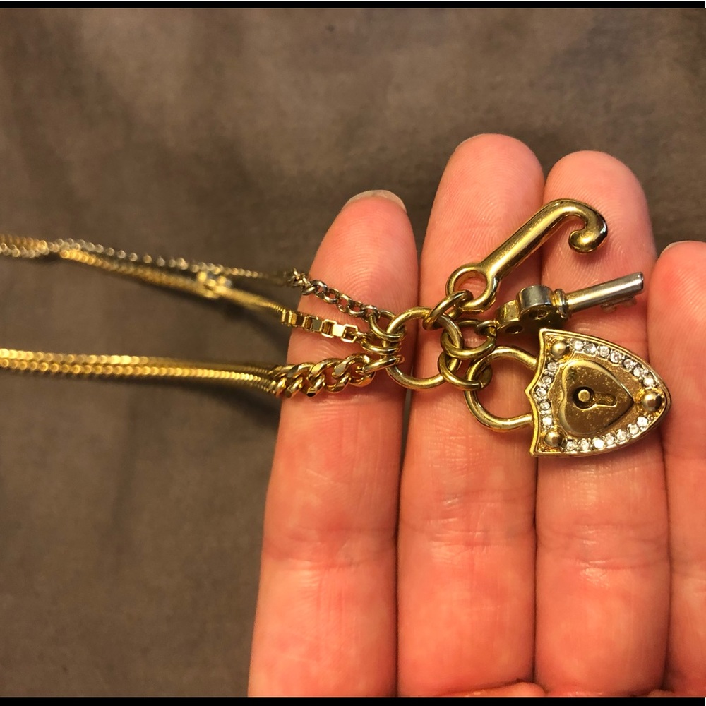 Juicy couture gold necklace